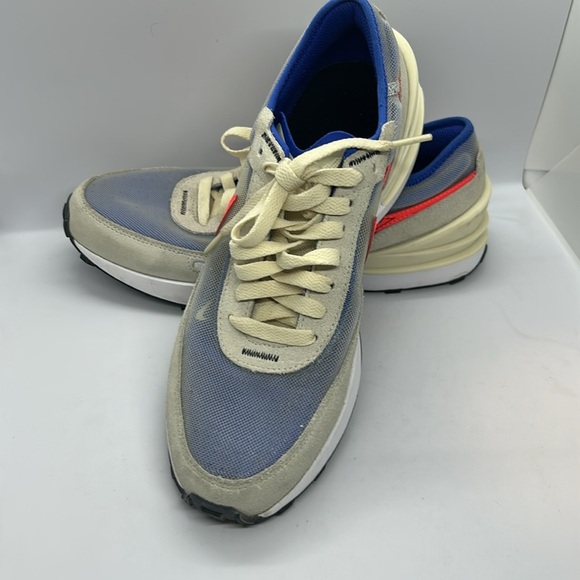 Nike Men's Blue and Cream Sneakers - Picture 4 of 15
